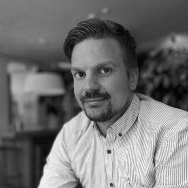 Pekka Lampelto - Pannya AI:n perustaja - Tekoälyn hallinnan, tietosuojan ja hallinnollisen tietoturvan asiantuntija.